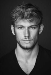 Alex Pettyfer