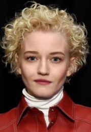 Julia Garner