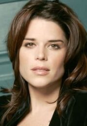 Neve Campbell