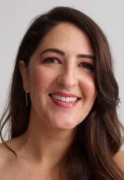 D’Arcy Carden